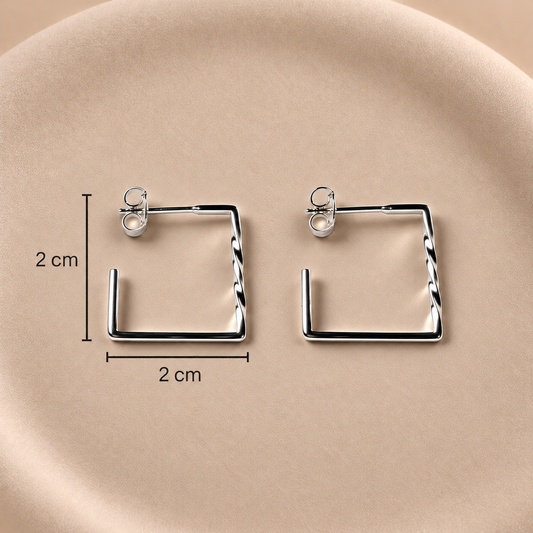 Aros cuadrados bañados en plata 2 x 2 cm