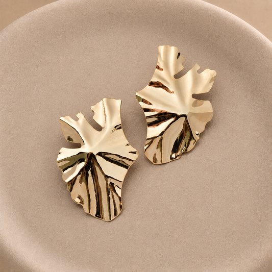 Aros orgánicos en forma de hoja bañados en oro 4,5 cm