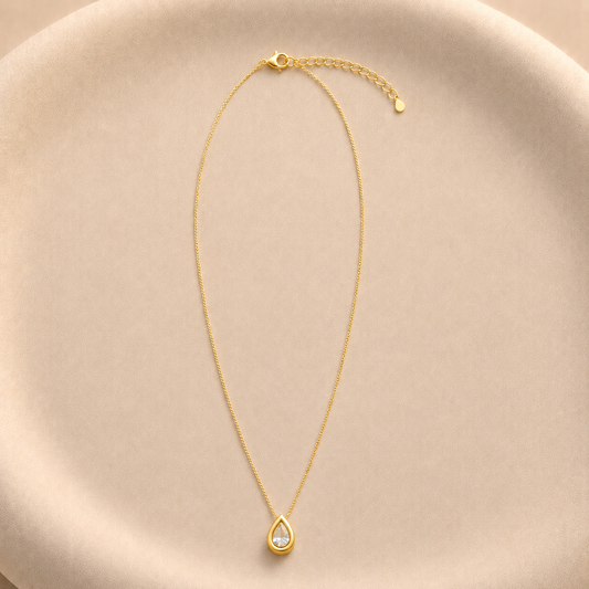 Collar bañado en oro con colgante de cristal gota 8 x 10 mm 50 cm