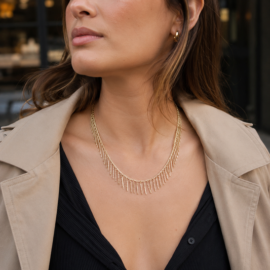 Collar con Flecos Bañado en oro Ajustable 36–46 cm