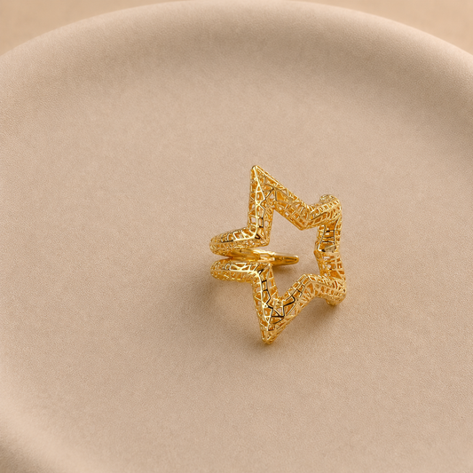 Anillo estrella ajustable bañado en oro